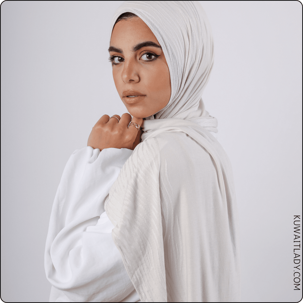 وشاح قطني متموج قابل للتمدد