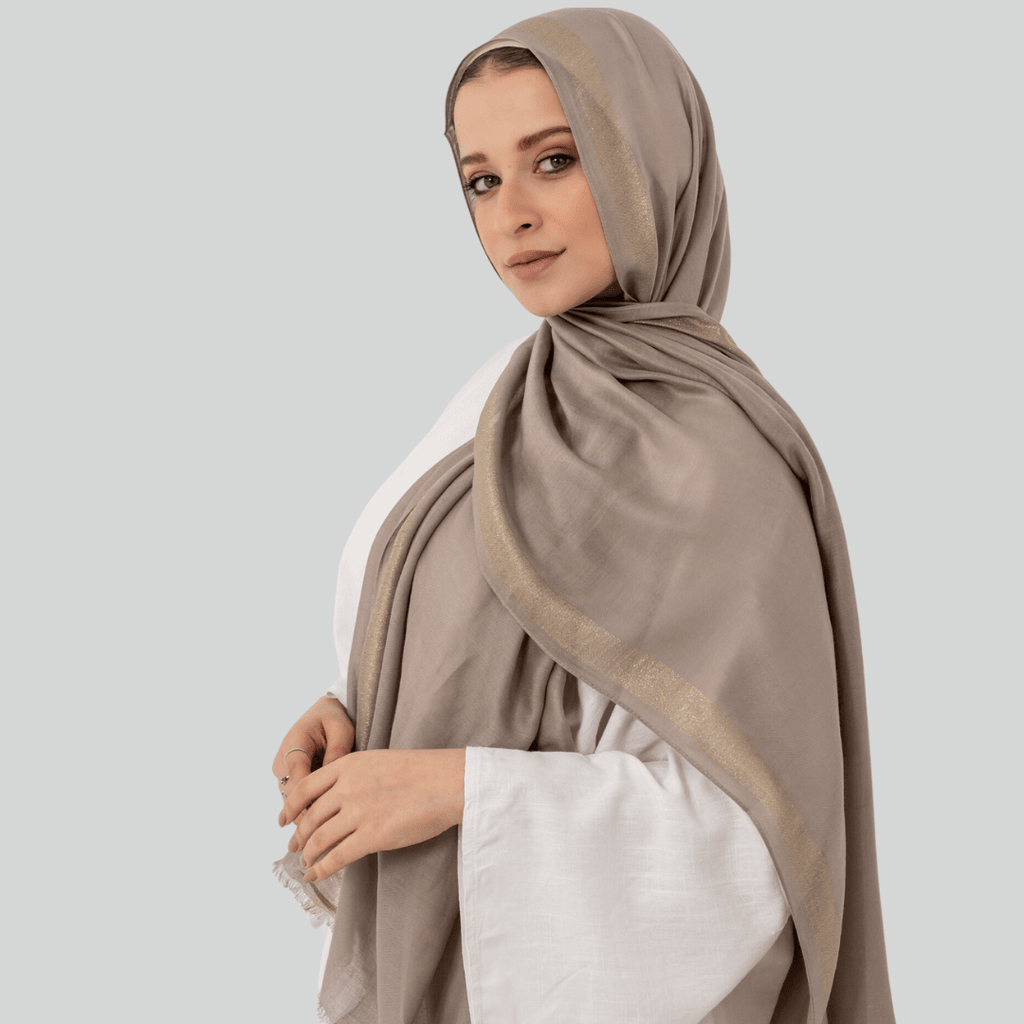 وشاح كتان لامع