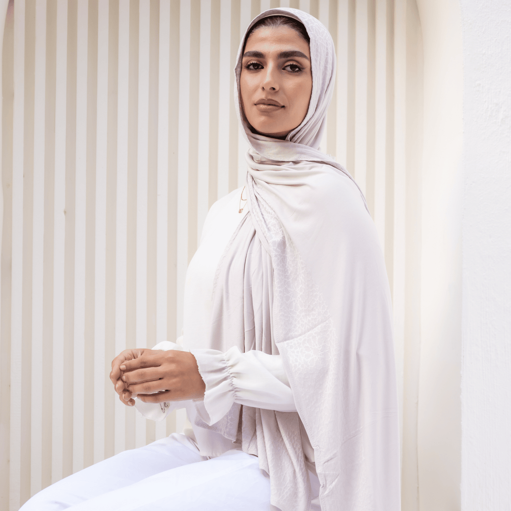 وشاح قطني مطاطي من التراث