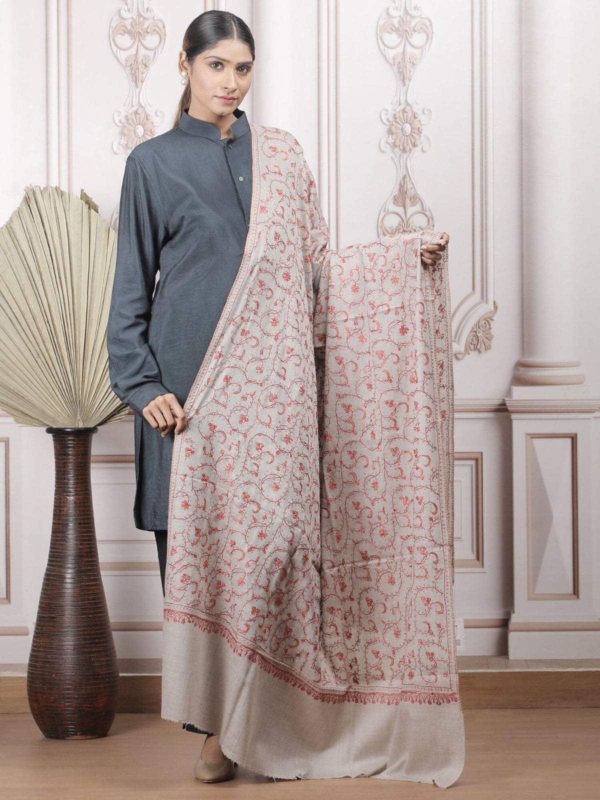 Jaalidar Shawl