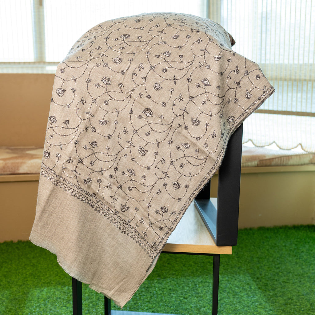 Jaalidar Shawl