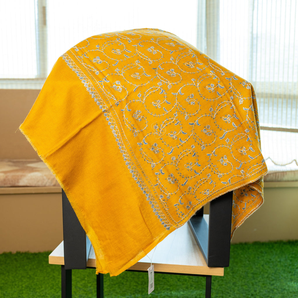 Jaalidar Shawl