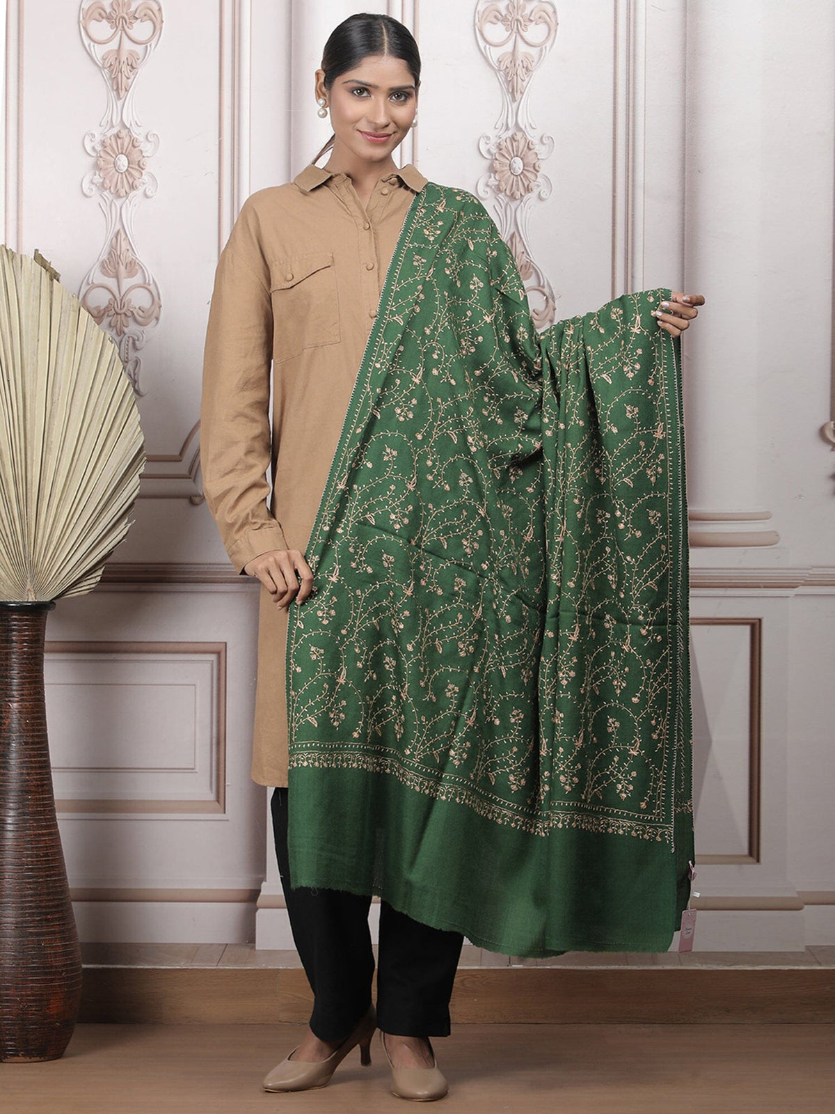 Jaalidar Shawl