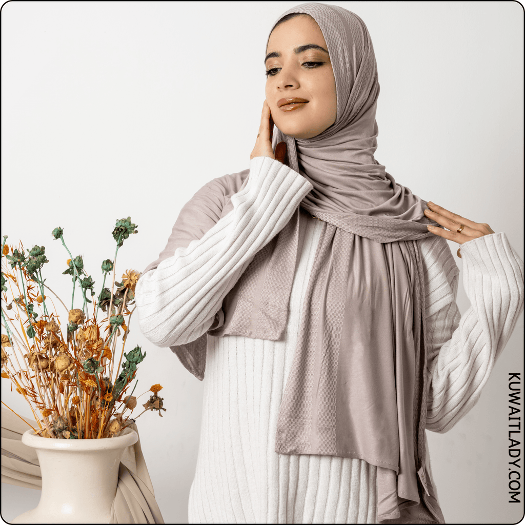 وشاح قطني مطاطي بنقشة الجاكار