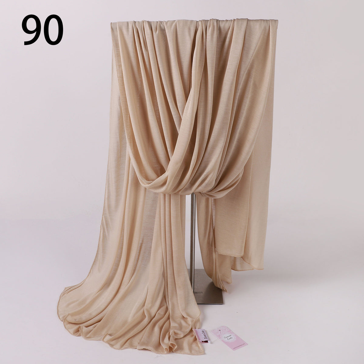 Kleenex Elegant Scarf
