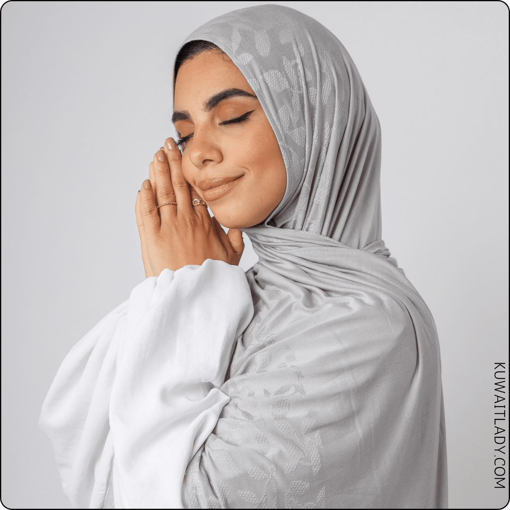 وشاح قطني مطاطي بتصميم أوراق الشجر الأنيق