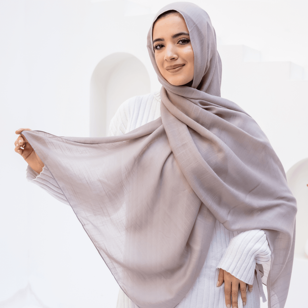 وشاح فيسكوز بنقشة مربعات عصرية