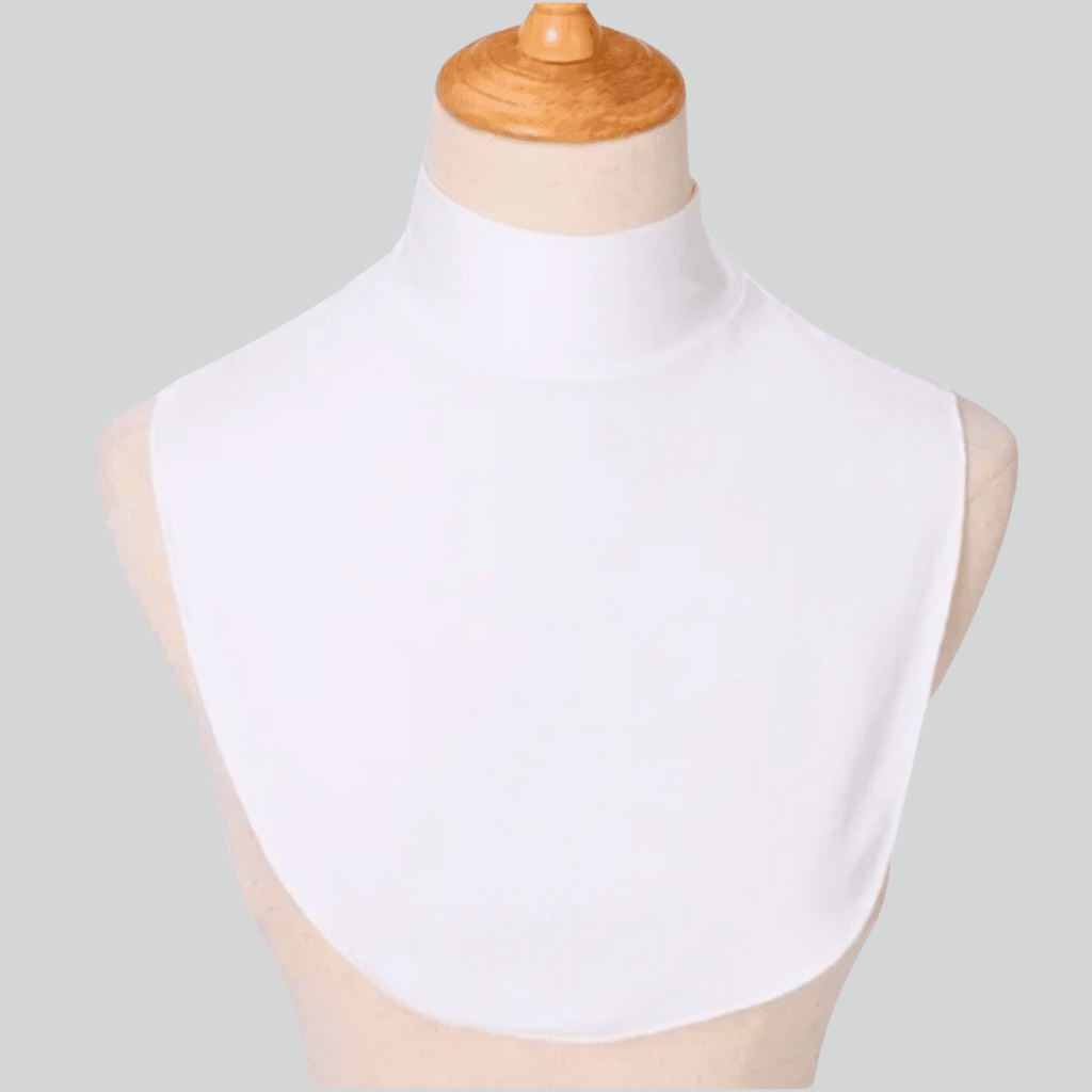 صدرية بياقة عالية ومفتوحة من الجانبين