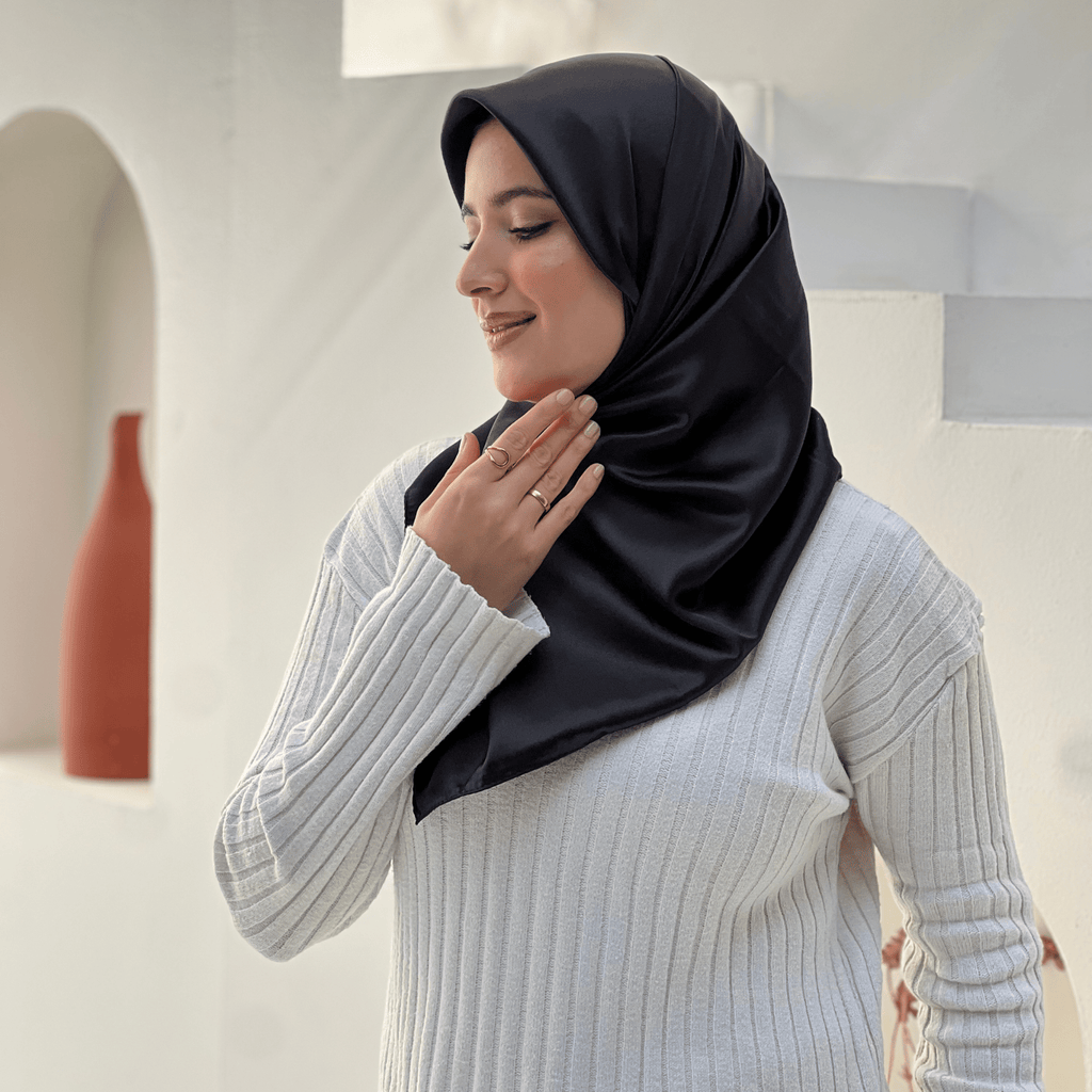 حجاب توربان مربع من الساتان