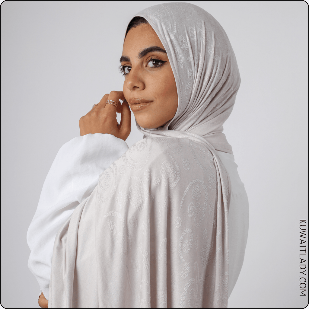 وشاح قطني بنقشة الجاكار "سيمفونية الربيع"