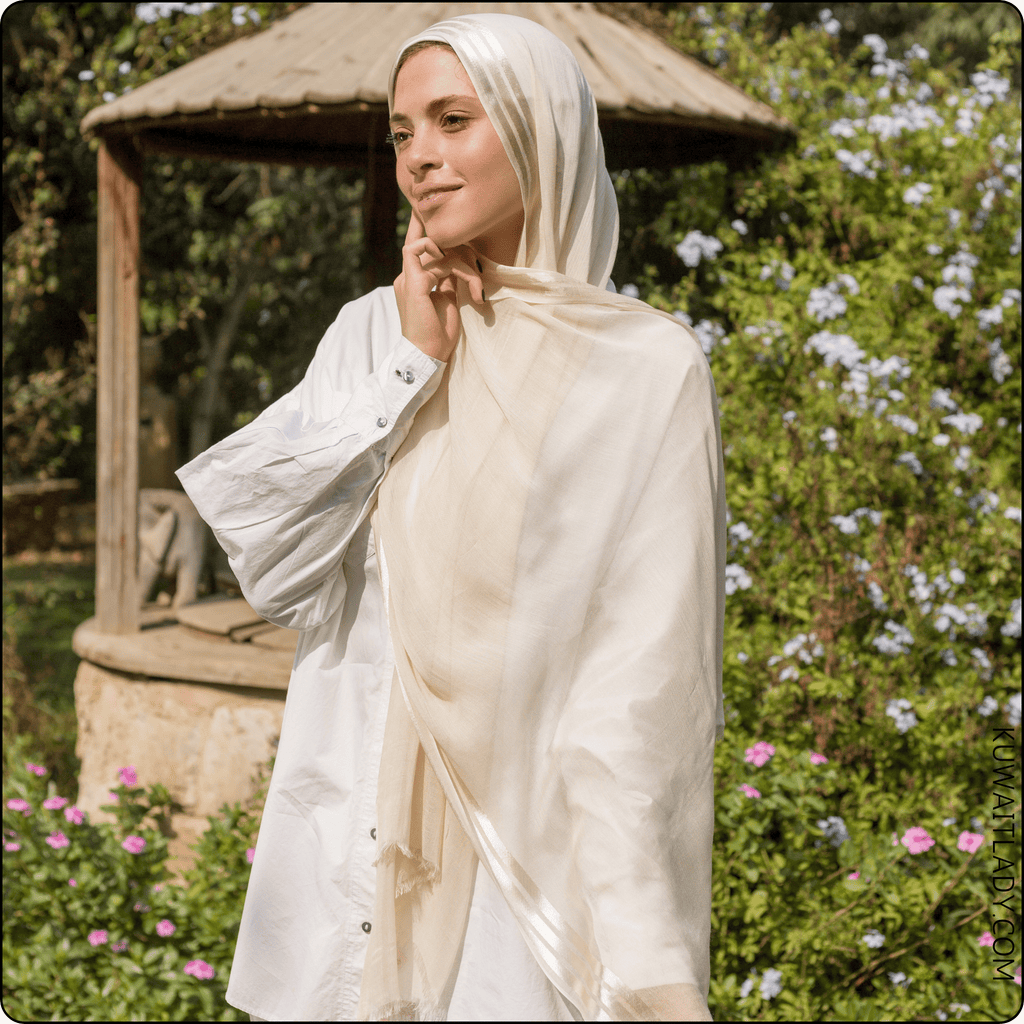 Three Satin Lines Linen Scarf