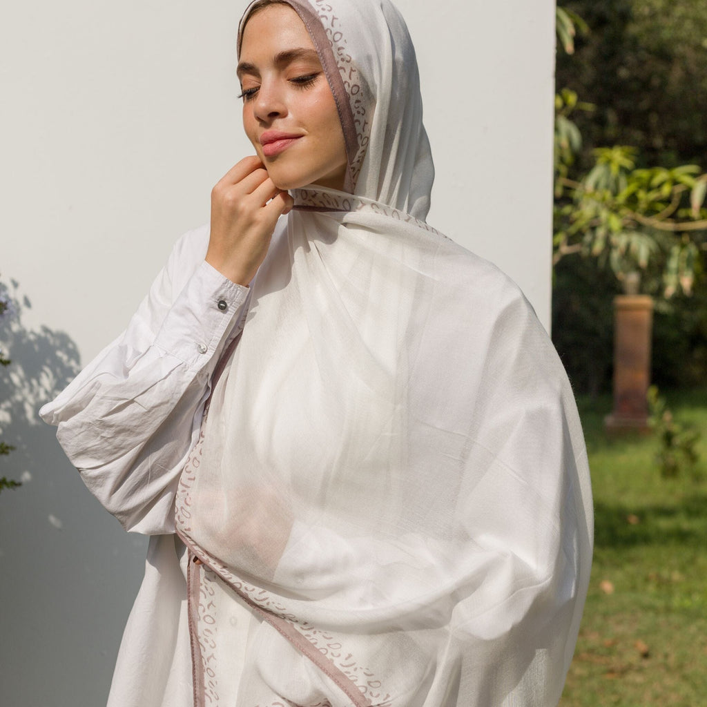 Tiger Border Linen Scarf