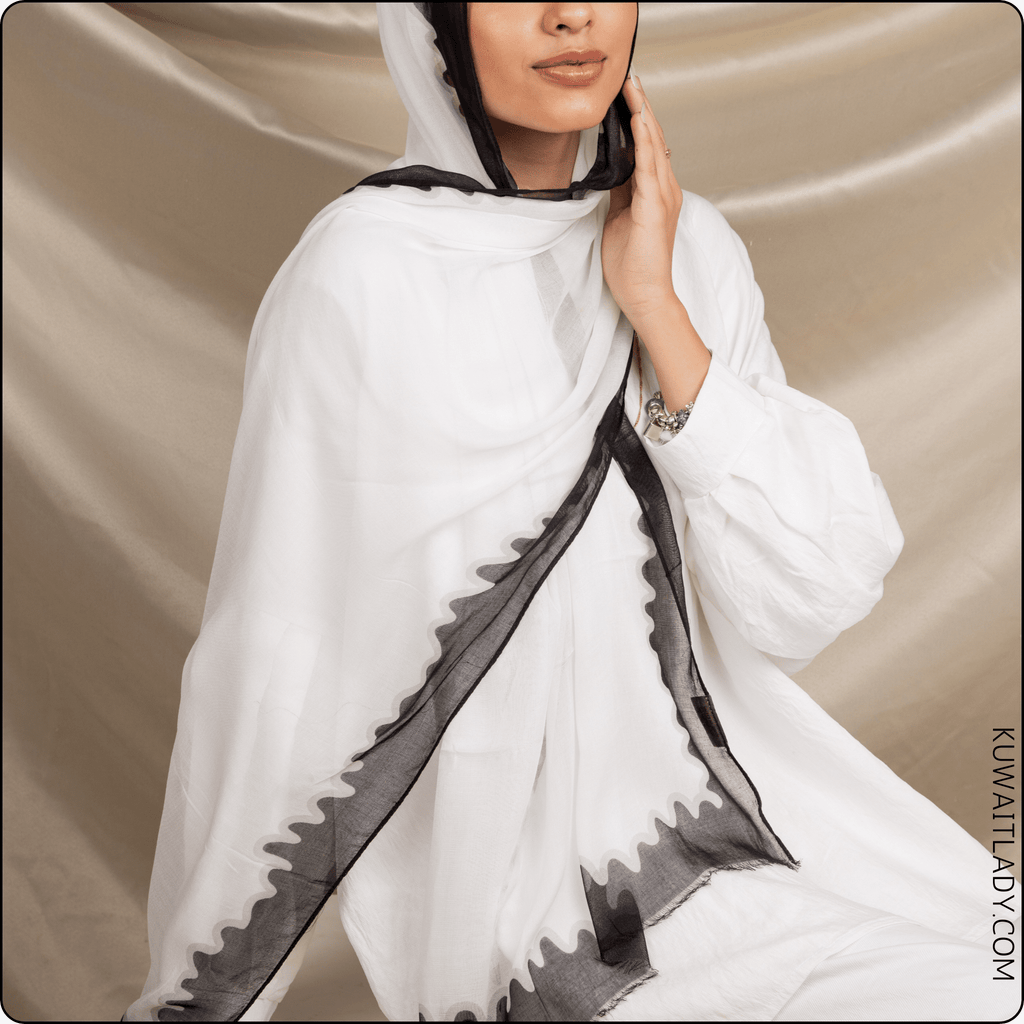 وشاح كتان بنقشة الزجزاج